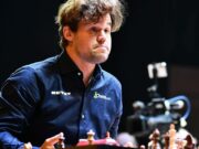 La última controversia en el mundo del ajedrez tiene que ver con los jeans