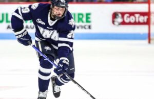 El equipo de hockey de la UNH supera al RPI