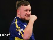 Resultados del PDC World Darts Championship 2025: Luke Littler vence a Ian White para llegar a la cuarta ronda