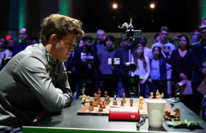 Carlsen se reincorpora al Campeonato Mundial de Ajedrez Blitz tras una disputa por los vaqueros