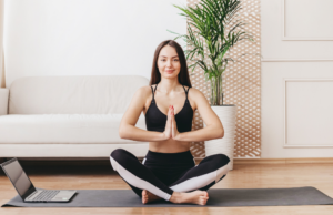 Desde el yoga en silla hasta el cuidado de la piel coreano, las opciones de estilo de vida que dieron forma a este año