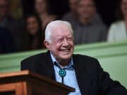 El expresidente Jimmy Carter es recordado por los líderes mundiales como un humanitario