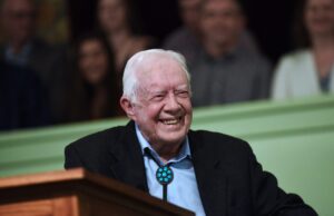 El expresidente Jimmy Carter es recordado por los líderes mundiales como un humanitario