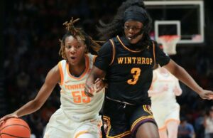 El baloncesto Tennessee Lady Vols derrota a Winthrop y permanece invicto