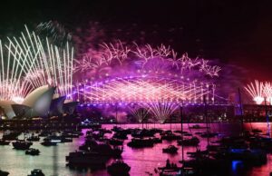 El año nuevo es bienvenido en Australia mientras el 2025 amanece en el Pacífico Sur y el resto del mundo se prepara