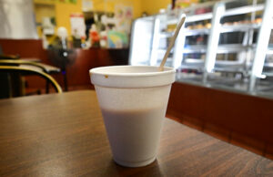 La quinta economía más grande del mundo está a punto de prohibir la mayor parte de la espuma de poliestireno