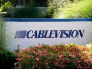 El pionero de la televisión por cable y fundador de HBO, Charles Dolan, muere a los 98 años, dejando un legado duradero