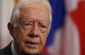 Jimmy Carter es recordado como estadista y humanitario mientras los líderes mundiales responden a su muerte a los 100 años.