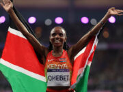 La campeona olímpica Beatrice Chebet destruye su propio récord mundial femenino de 5 km en Barcelona