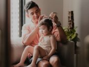 Noticias de estilo de vida en vivo hoy 28 de diciembre de 2024: Criar niños seguros: 8 consejos para padres para ayudar a su hijo a hablar y ser escuchado