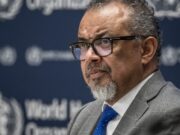 El jefe de salud de la ONU dice que escapó por poco del ataque aéreo israelí en Yemen: NPR