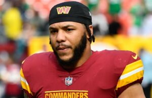 La carrera de touchdown de Chris Rodríguez le da a Washington ventaja de 21-17