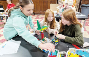 Negociaciones de piezas: los niños participan en la competencia de Lego en Discovery World on Market | Noticias, deportes, empleos