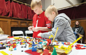 Brick by Brick: LEGO Competition atrae a los niños al mundo Discovery | Noticias, deportes, trabajos