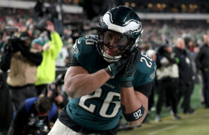 Eagles regresa a Super Bowl después de anotar la mayoría de los puntos en un juego de título de la conferencia contra comandantes