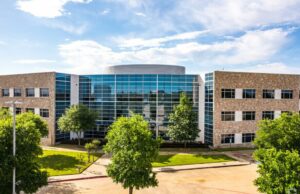 La sede de la UFL se traslada al distrito de entretenimiento de Arlington