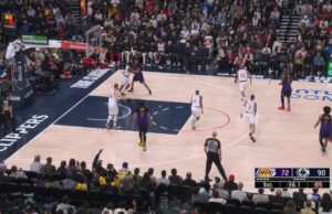 ¡Anthony Davis con la gran asistencia!