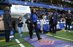 Naomi Girma se une al Chelsea por una tarifa de transferencia récord mundial de un millón de dólares