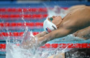 2025 Campeonato del mundo de natación de hielo: Keaton Jones Shatters Records
