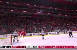 Lucas Raymond con un gol contra los reyes de Los Ángeles