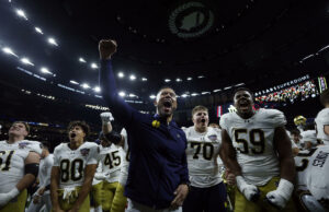 ¿Notre Dame debería estar en una conferencia?