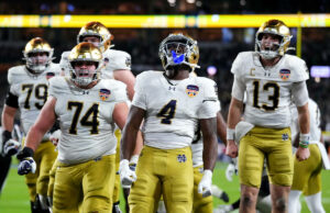 Eliminatorias de fútbol americano universitario: Notre Dame vence a Penn State 27-24 en un gol de campo tardío