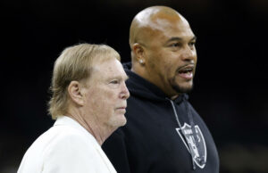 Antonio Pierce despedido como entrenador de los Raiders después de una temporada miserable