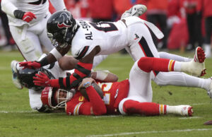 La NFL dice que las penalizaciones controvertidas contra Patrick Mahomes de los Chiefs fueron sancionadas correctamente