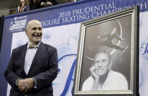 Dick Button, 2 veces medallista de oro de patinaje olímpico y presentadora de renombre, muere a 95