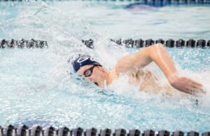 Deportes de invierno en el área de Bay City: la rivalidad entre Glenn y Garber es genial en la piscina