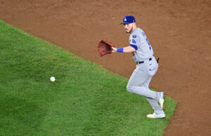 Según los informes, los Rojos consiguen al jugador de cuadro Gavin Lux en un acuerdo con los Dodgers