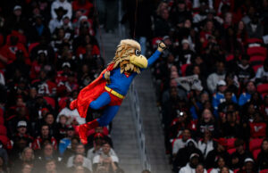 'Enviando talento al límite': Cómo las salvajes acrobacias de Freddie the Falcon lo han convertido en el MVP de Atlanta esta temporada