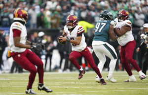 Campeonato de la NFC: los comandantes sorprenden a los Eagles con un despeje falso, igualan el récord de la NFL con una cuarta conversión de 4to down