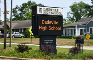 DPAC patrocinará musical en Dadeville High School