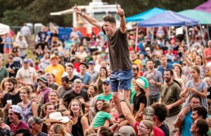 Festival de música y evento vitivinícola de la zona reciben subvenciones estatales para el turismo