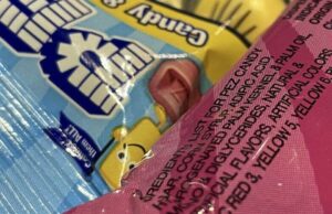 La FDA prohíbe el tinte rojo número 3 en los alimentos