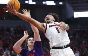 BÓZICH | Louisville se muestra como contendiente de ACC, manejando a Clemson, 74-64 | Deportes de Louisville