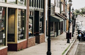 Las Vegas tiene como objetivo crear un distrito de entretenimiento alrededor de Plaza Park | Comunidad