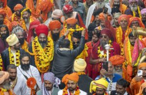 India inicia un festival hindú masivo promocionado como la reunión religiosa más grande del mundo