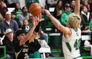 El baloncesto de Plains continúa rodando con Gavin Broome y Braylon Ward