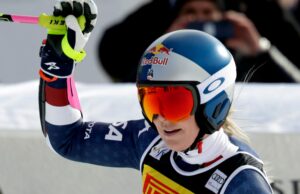 Lindsey Vonn se cae en la carrera superG del Mundial y evita lesionarse