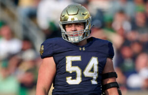 El LT titular de Notre Dame, Anthonie Knapp, se perderá el juego por el título nacional de la CFP contra Ohio State