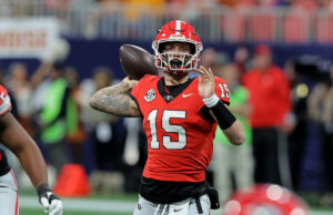 El QB de Georgia, Carson Beck, ingresa al portal de transferencias de la NCAA: Informe