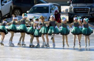 Entretenimiento: El carnaval de patines plateados es el domingo en Groton