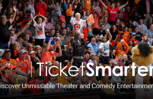 Descubra teatro y entretenimiento de comedia imperdibles cerca de la Universidad de Campbell