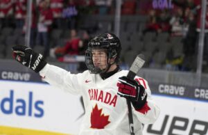 Celebrini sobre la eliminación del Mundial Juvenil de Canadá: “Sólo puedo imaginar la presión”