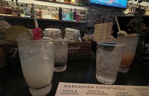 Explorando opciones sin alcohol en la ciudad en un enero seco