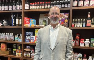 Kayco, el mayor proveedor mundial de alimentos kosher y especiales, adquiere Paramount Foods