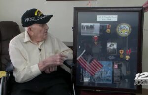 El veterano de la Segunda Guerra Mundial de Oklahoma se reflexiona sobre el viaje de por vida