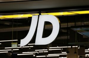 JD Sports del Reino Unido advierte sobre las ganancias en un mercado “desafiante”